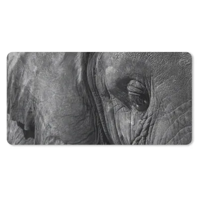 Produktbild von MuchoWow® Mauspad Mousepad Elefant - Tiere - Nahaufnahme - Schwarz-Weiß 60x30 cm - Mousepads - Maus Mat - Pad - Mausunterlage - Nachhaltig