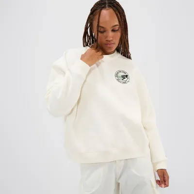 Produktbild von Ellesse Areski Sweatshirt mit ikonischem NASA-Logo, weiches Material, klassische Passform
