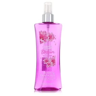 Produktbild von Parfums De Coeur Body Fantasies Signature Japanese Cherry Blossom body spray 236 ml