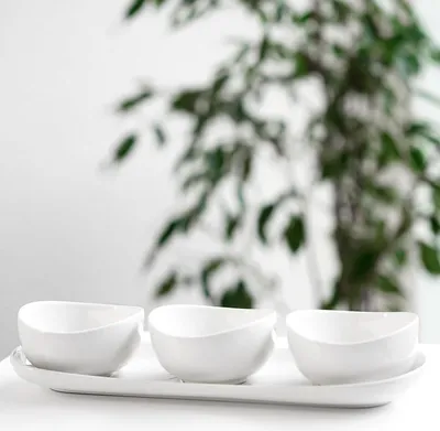 Produktbild von Mila Snackschalen-Set mit Servierteller aus hochwertigem Porzellan - 4-teilig