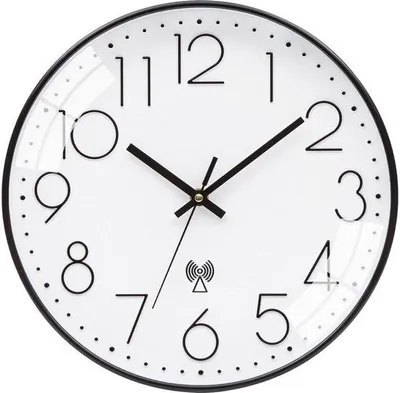 Productafbeelding van Moderne, draadloze staande lamp in zwart-wit, geschikt voor woonkamers, met afmetingen 30 x 30 cm. Stille klok voor slaapkamer, kantoor of keuken.