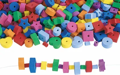 Produktbild von Colorations - Schaumstofffiguren Perlenset, 500 Stück.