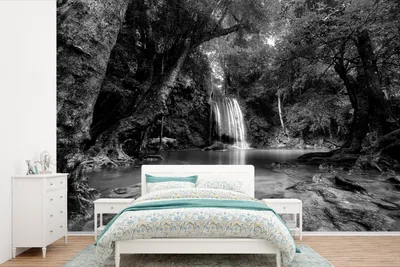 Produktbild von MuchoWow® Fototapete für Wohnzimmer oder Schlafzimmer Wandtapete Vinyl Motivtapete Erawan-Wasserfall in Kanchanaburi, Thailand. - schwarz und weiß - 600x400 cm - Vinyltapeten
