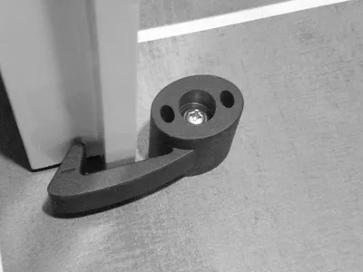Produktbild von Türstopper Stopp & go Türe stoppen und halten in einer Funktion ARTIKEL-Design schwarz