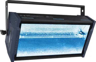Obrázok produktu pre Showtec Titan Strobe BLAZE 1500 W + RGB
