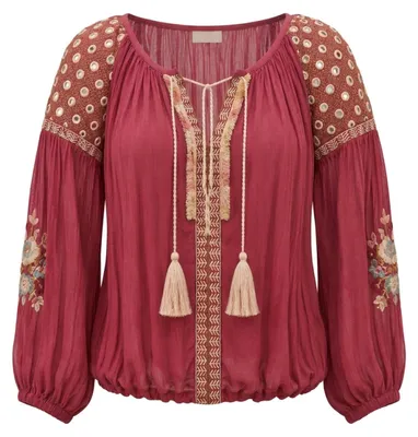 Miss June Dames blouse Russlla lange mouw, crinkle viscose met spiegeltjes – kleur bordeaux, productfoto op witte achtergrond, AI-gegenereerde afbeelding