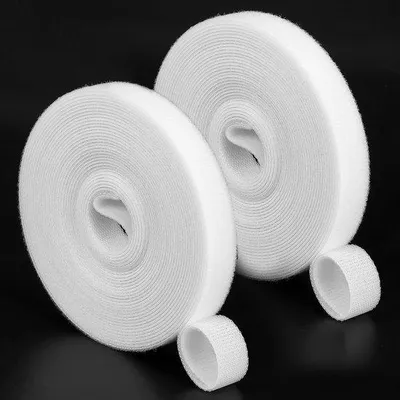 Produktbild von Famanu Doppelseitiges Klettband Wiederverwendbar - 2 Stück - 1,2 cm x 5 m - Weiß - Starkes Material - Für Zuhause/Büro