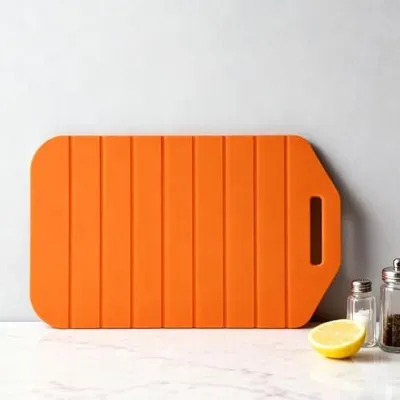 Produktbild von Silicone Schneidebrett - Beidseitig Verwendbar & Faltbar