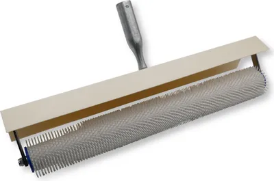 Produktbild von Stachelwalze mit Spritzschutz 500mm breit, Stachellänge 11mm