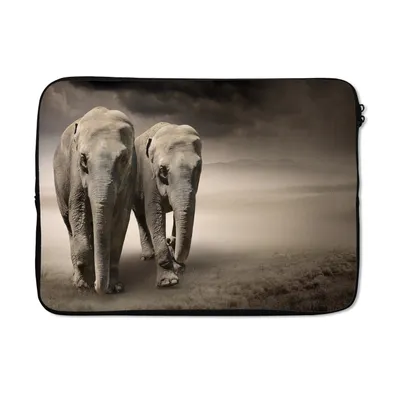 Produktbild von MuchoWow® Laptop Hülle 14 ZollElefant - Berg - Nebel Laptoptasche - Laptoptasche - Stoßsicher - Schutzhaube
