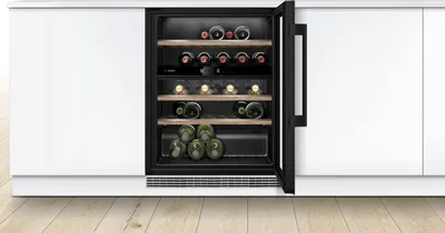 Zdjęcie produktu dla Bosch Serie 6 KUW21AHG0, Wbudowany, 44 butel., 60 W, G, Światło wewnętrzne, Czarny