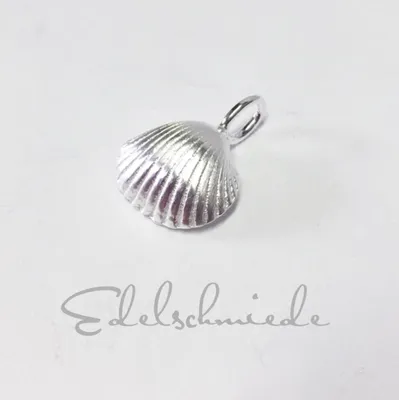 Produktbild von kleine Muschel als Kettenanhänger in 925 Silber