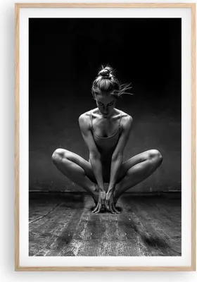 Produktbild von Gerahmtes Poster - Rahmen in heller Eiche - Tänzerin Frau Ballerina - 61x91,5 cm - Wand Bild - Wanddeko - Wandbilder - Kunstposter - Wandposter - Bilderrahmen - Bilder - Kunstdruck - P2NPA61x91-4925