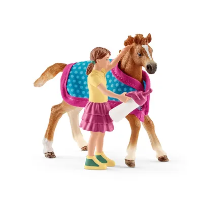 Produktbild von Schleich - Tierfiguren, Fohlen mit Decke; 42361
