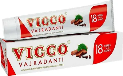 Two tubes of Vicco Vajradanti toothpaste are shown, one on top of the other, on a white background.