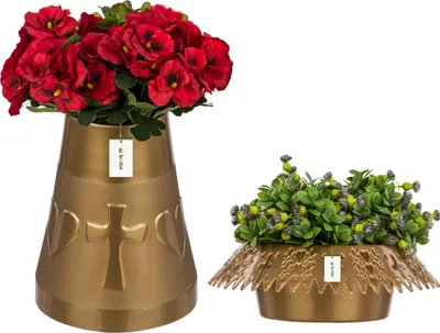 Imagen del producto de Conjunto para cementerio: Jarra "Corazón" de 25,5x21 cm + Maceta tipo cuenco de Ø 23 cm. Composición floral dorada para tumba