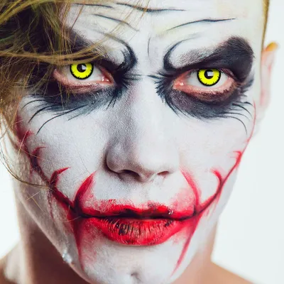 Zdjęcie produktu dla Kolorowe soczewki kontaktowe Crazy Vampire yellow, roczne soczewki bez recepty