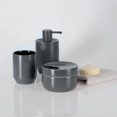 Produktbild von Spirella Seifenspender "Jaro" mit Edelstahlpumpe Flüssigseifen-Spender Porzellan 300ml Langliebig und Robust Grau Schwarz