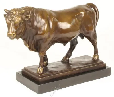 Produktbild von Casa Padrino Luxus Bronzefigur Stier Bronze / Grau H. 33,5 cm - Dekofigur Skulptur mit Marmorsockel