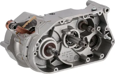 Zdjęcie produktu dla Silnik kadluba 70ccm, 4-biegowy, obudowa srebrna, tuleja Ø50mm - Simson S70, S83