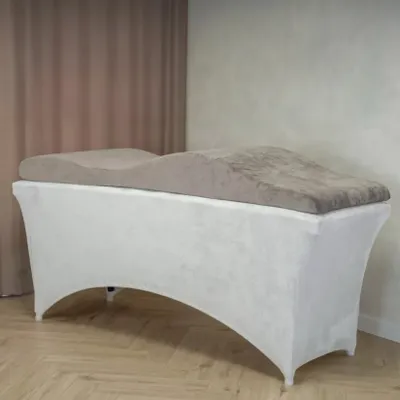 Zdjęcie produktu dla Materac falowy (nakładka zakrzywiona) z pianką z pamięcią kształtu 190x70 do kozetki kosmetycznej, masującej, z pokrowcem welurowym | jasnobrązowy