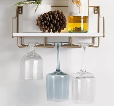 Produktbild von Weinregal für Gläser und Flaschen an der Wand - Weinhalter für 6 Weingläser - Metallweingläserhalter - Wandweingläseraufbewahrung für kleine Flaschen.