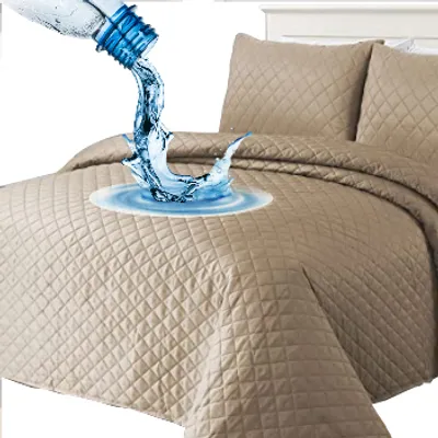 Produktbild von 100% wasserdichte Tagesdecke 200 x 220 cm Hergestellt in Spanien (Beige)