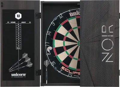 Immagine prodotto di Famanu Dartzentrum, set completo nero con bersaglio da freccette professionale in sisal e tabellone dei punteggi