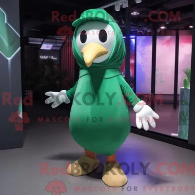 Produktbild von Grüner REDBROKOLY Pinguin Maskottchen Kostüm Charakter bekleidet mit Jeggings und Ohrringen