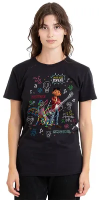 Produktbild von Disney Coco Miguel and Dante with Movie Quotes and Colorful Doodles Damen T-Shir