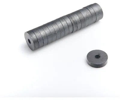 Immagine prodotto di Magnete ad anello ferritico 20 x 5 x 5 F30 - 50 pezzi