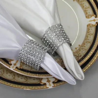 Produktbild von Serviettenringe - Set von 12 | Gold & Silber | Geeignet für Tischdekoration bei Hochzeit, Bankett, Party & Restaurant