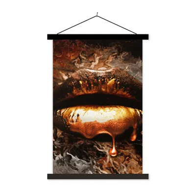 Produktbild von MuchoWow® Textilposter Gold - Lippen - Kunst - Gold - Luxus - Abstrakt 40x60 cm mit schwarzem Rahmen - Wanddekorationen