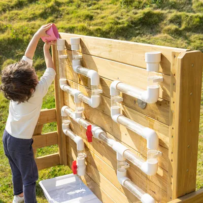 Produktbild von CLASSIC WORLD EDU: Holzwand mit Wasserrädern zum Spielen