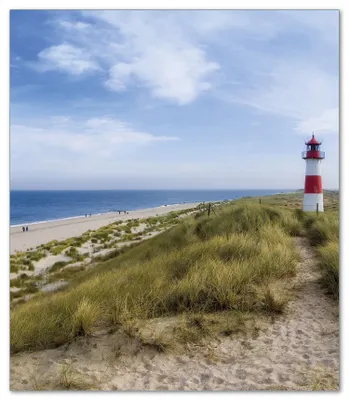 Produktbild von Wallario Herdabdeckplatte aus Glas, Größe 52 x 60 cm 1-teilig, Motiv Am Strand von Sylt  Leuchtturm auf der Düne  Panorama
