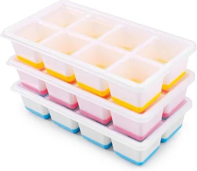 Produktbild von Famanu Eiswürfelformen Set – 3 große Silikonformen mit Deckel, BPA-frei, für 24 Eiswürfel, blau, rosa und gelb