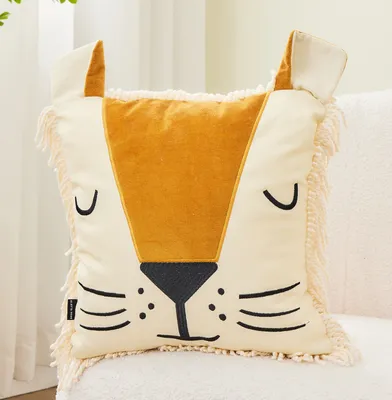 Image de Alavya Home® Coussin enfant lion Simba - D32 cm I Coussin douillet pour enfants avec rembourrage