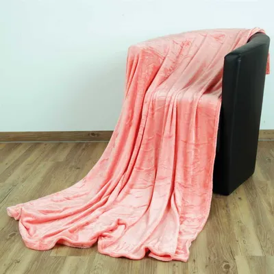 Produktbild von Kuscheldecke "Celina" - hochwertige Flauschige Decke, 150 x 200 cm - Lachs