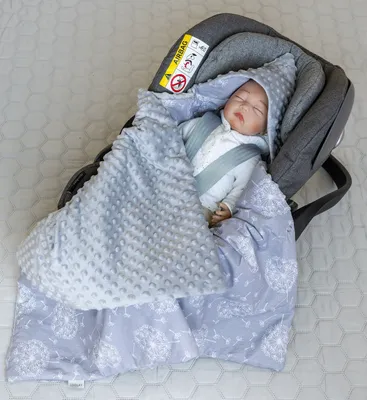Produktbild von 90 x 90 cm Einschlagdecke für Kinder Autositz und Babyschale Babytrage Kuscheldecke Kinderwagendecke Babydecke PREMIUM Geschenk - PUSTELBLUME Grau