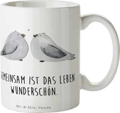 Produktbild von Mr. & Mrs. Panda Kaffeetasse Tauben Liebe - Weiß - Geschenk, Freundin, Hochzeit, Kaffeebecher, Teetasse, Taube, Tasse, Hochzeitskarte, Paar, Becher, schöne
