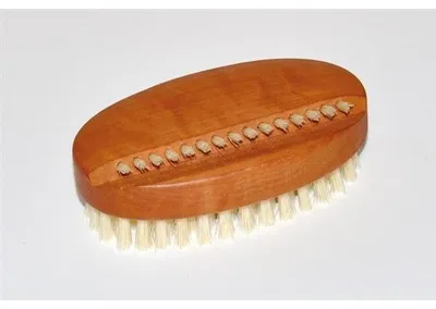 Produktbild von Nagelbürste oval mit Nagelreihe