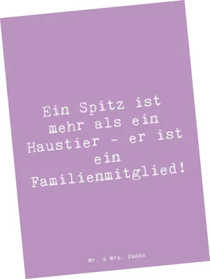 Produktbild von Mr. & Mrs. Panda Postkarte Spruch Spitz Familienmitglied - Lavendeltraum - Geschenk, Hunderasse, Ansichtskarten, Familienhund, Designkarte, treu, Hundeliebhaber, Hunde