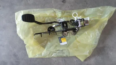 Produktbild von Original RENAULT Megane II Bremspedal Pedal Bremse 8200155989