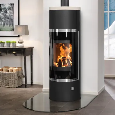 Produktbild von Oranier Arena Aqua 2.0 wasserführender Kaminofen Stahl Schwarz mit Abdeckplatte Kalkstein Cream