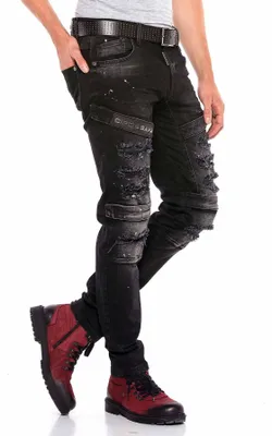 Immagine prodotto di Jeans da uomo modello slim-fit CD555, con un moderno effetto "destroyed"