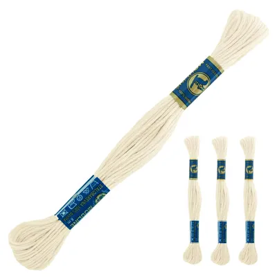 3 Docken Stickgarn / Sticktwist hautfarbig