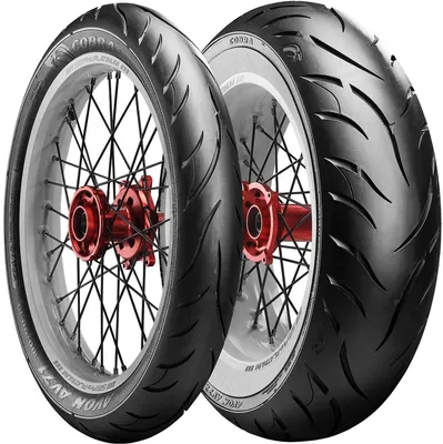 Image de Pneus Avon Cobra Chrome AV92 140/90 B16 77H TL WW flanc blanc renforcé arrière
