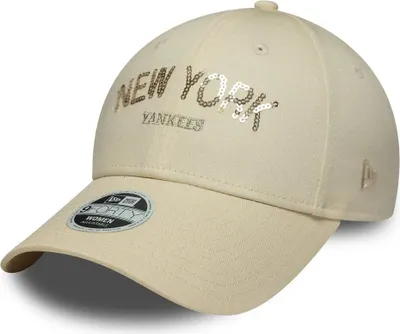 Immagine prodotto di Cappellino New Era 9Forty da donna - SEQUIN New York Yankees beige