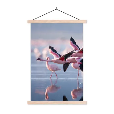 Produktbild von MuchoWow® Textilposter Flamingo - Vogel - Wasser - Rosa 40x60 cm mit holzfarbenen Rahmen - Poster