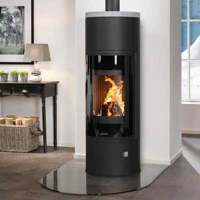 Produktbild von Oranier Arena Aqua 2.0 wasserführender Kaminofen Stahl Schwarz mit Abdeckplatte Speckstein